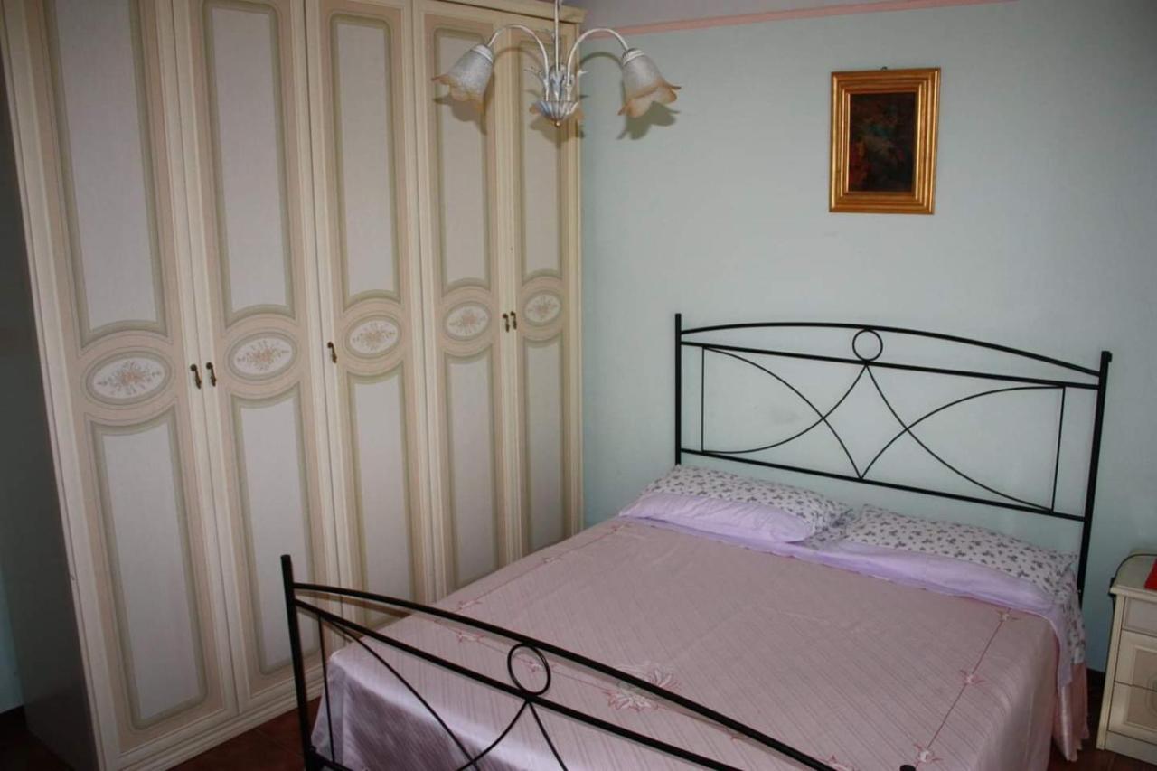 B&B Mamma Ari Fermo Exterior foto