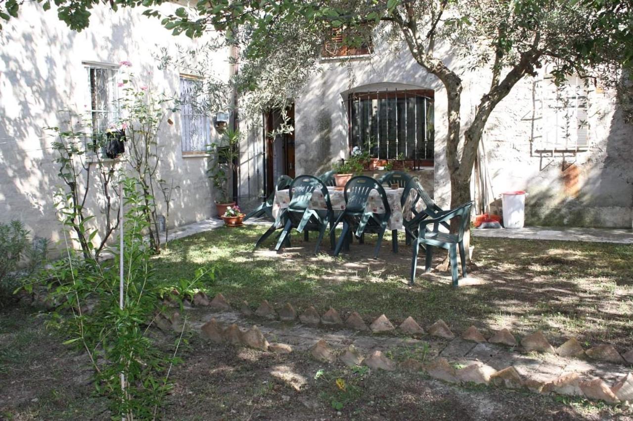 B&B Mamma Ari Fermo Exterior foto